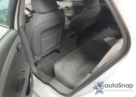 2010 Chevrolet Malibu Ls from USA, damaged, VIN 1G1ZA5E09AF126309